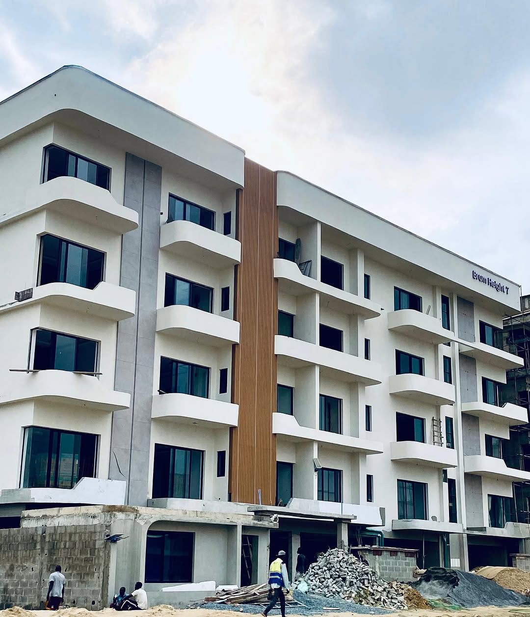 Bron Height residences